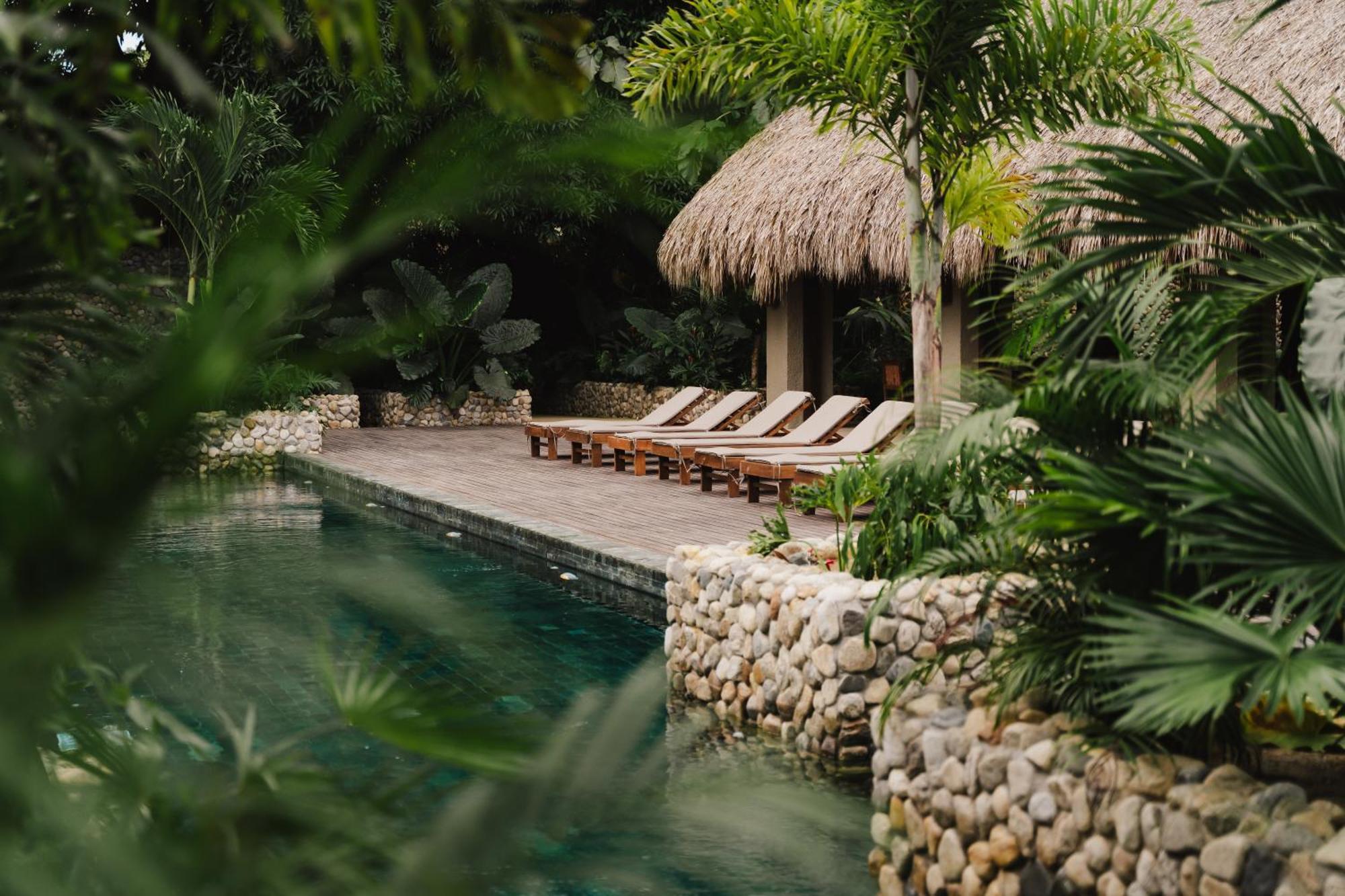Naio Hotel Y Villas 帕洛米诺 外观 照片