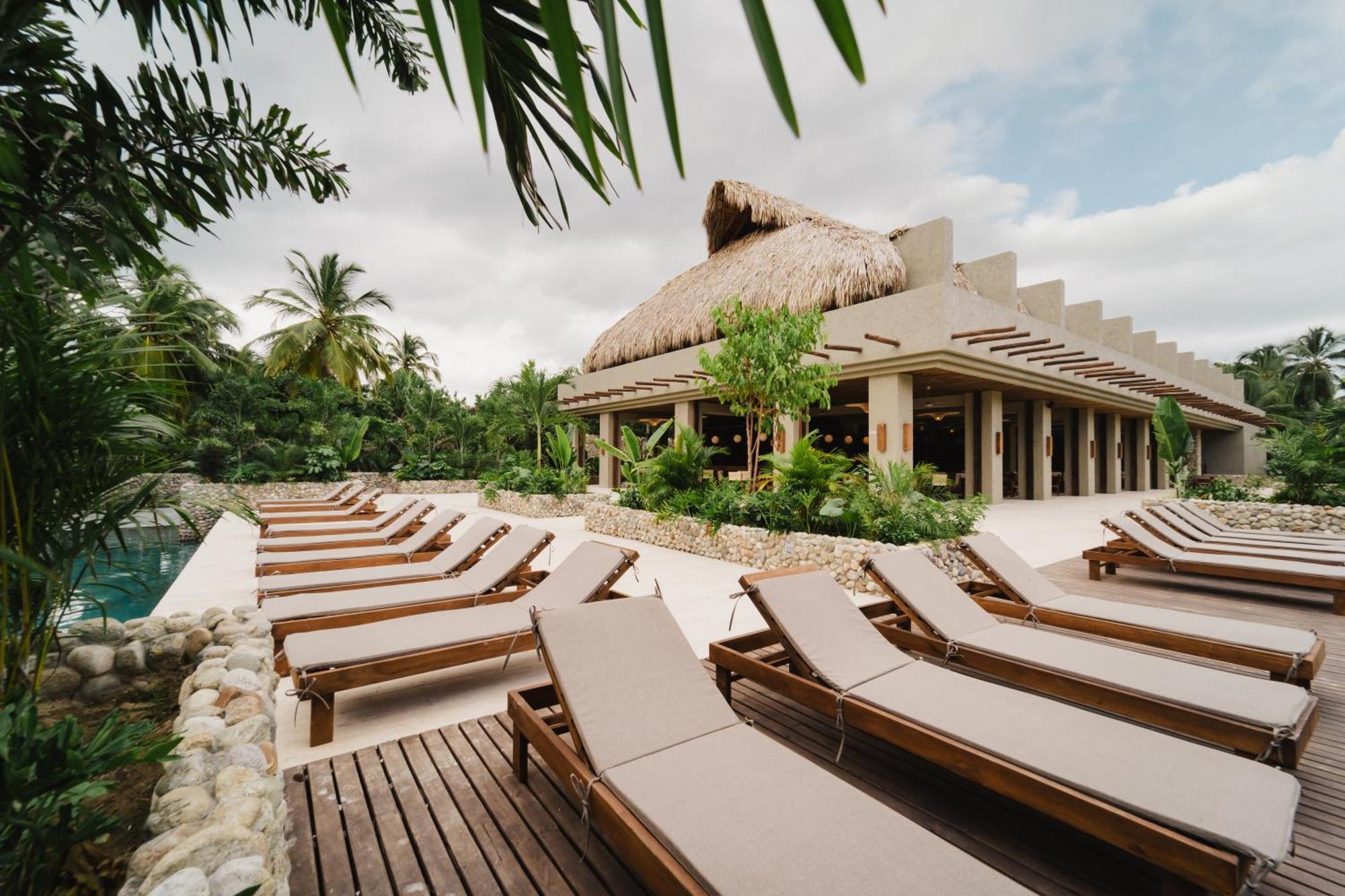 Naio Hotel Y Villas 帕洛米诺 外观 照片