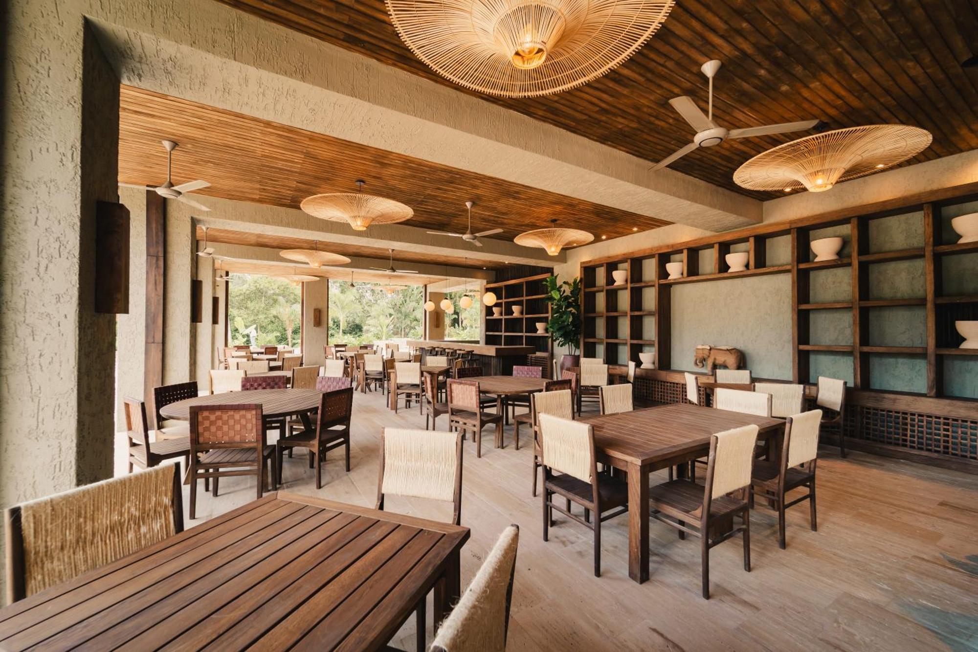 Naio Hotel Y Villas 帕洛米诺 外观 照片