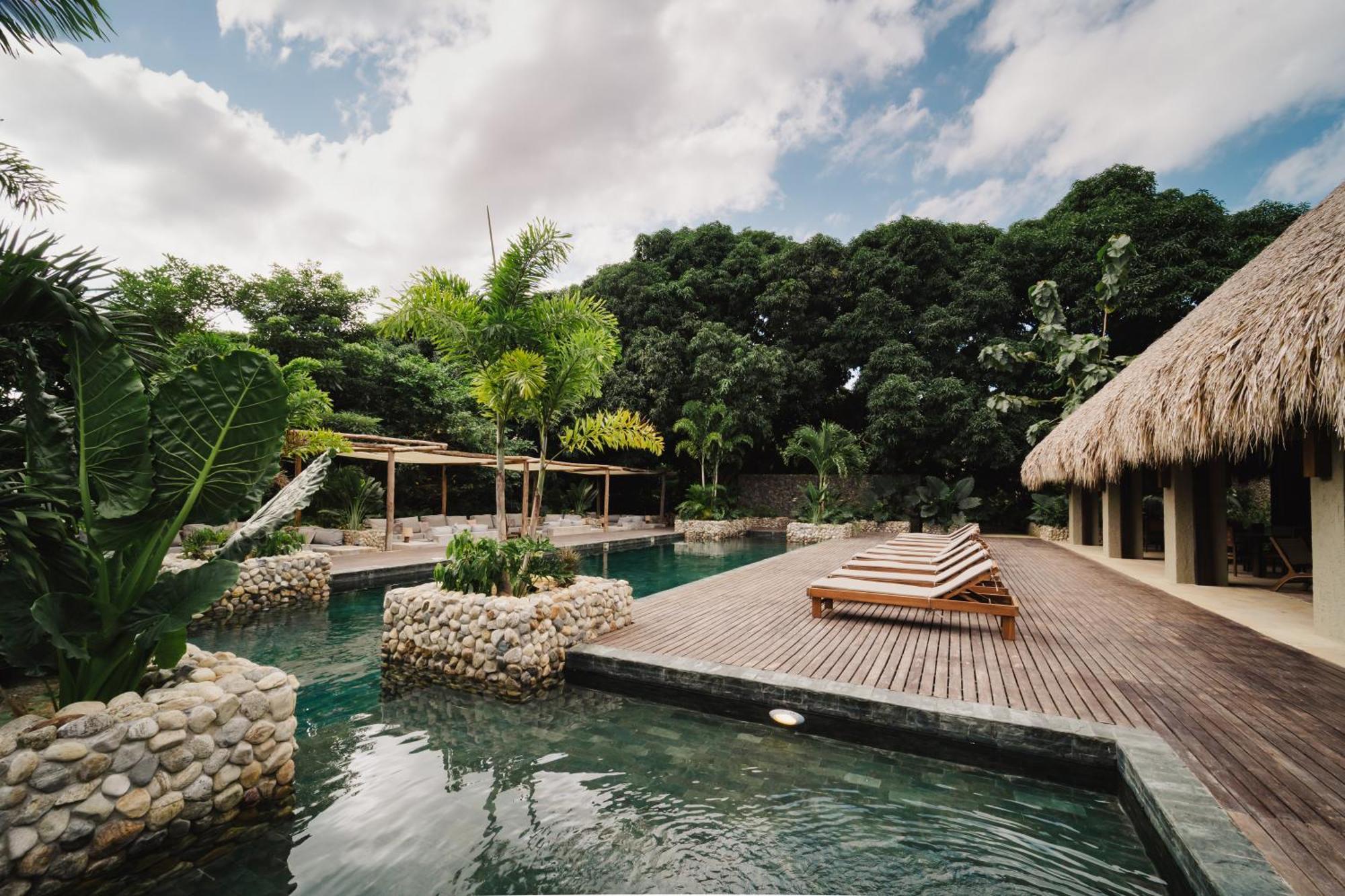 Naio Hotel Y Villas 帕洛米诺 外观 照片